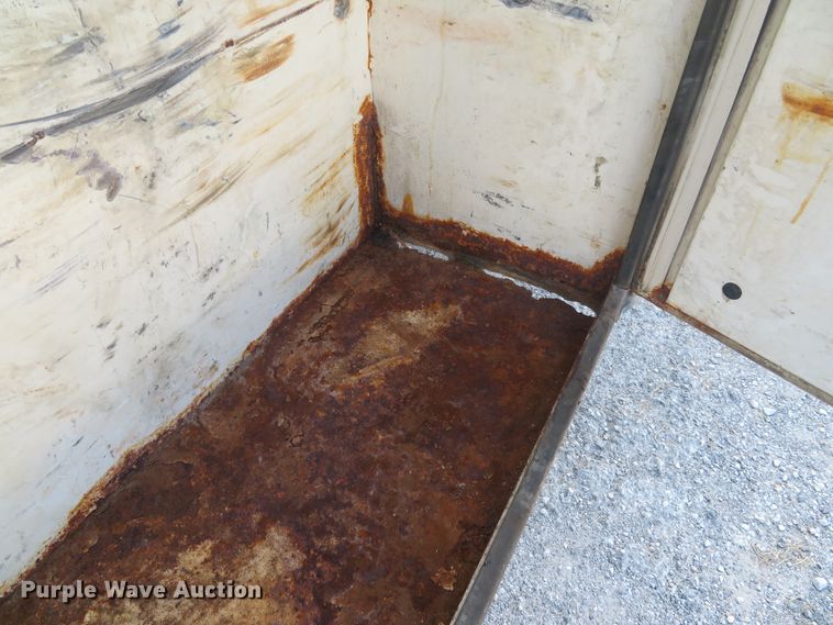 image for item DH1583 2000 Chevrolet C3500HD utility bed pickup truck