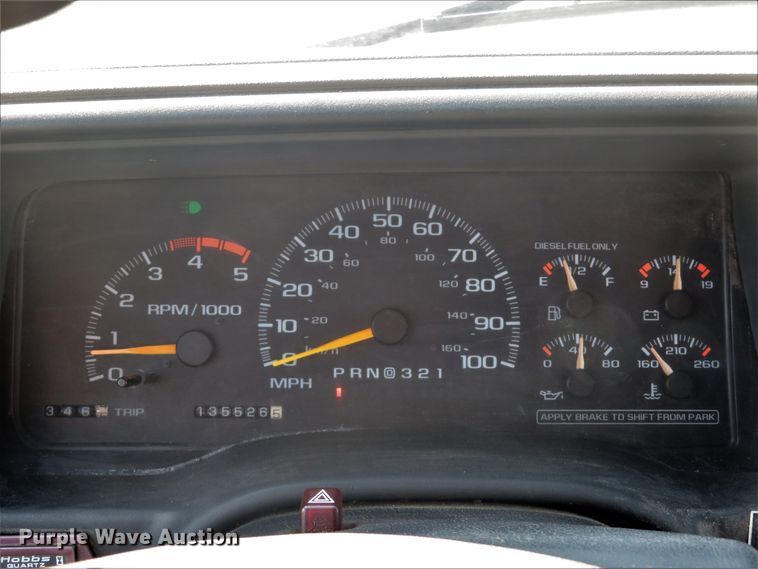 image for item DH1583 2000 Chevrolet C3500HD utility bed pickup truck