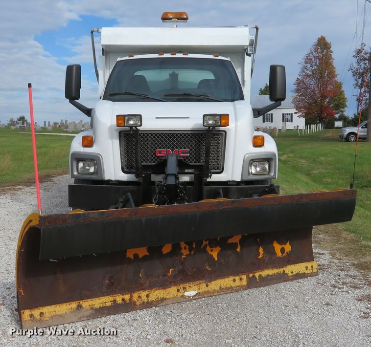 image for item DH1644 2008 GMC C8500 dump truck