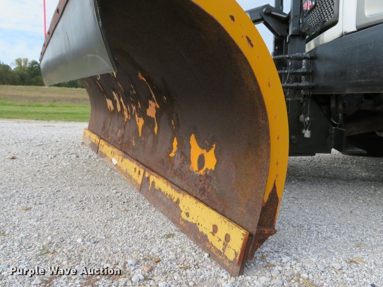 image for item DH1644 2008 GMC C8500 dump truck