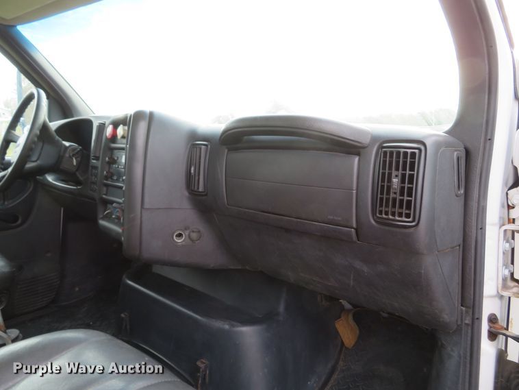 image for item DH1644 2008 GMC C8500 dump truck