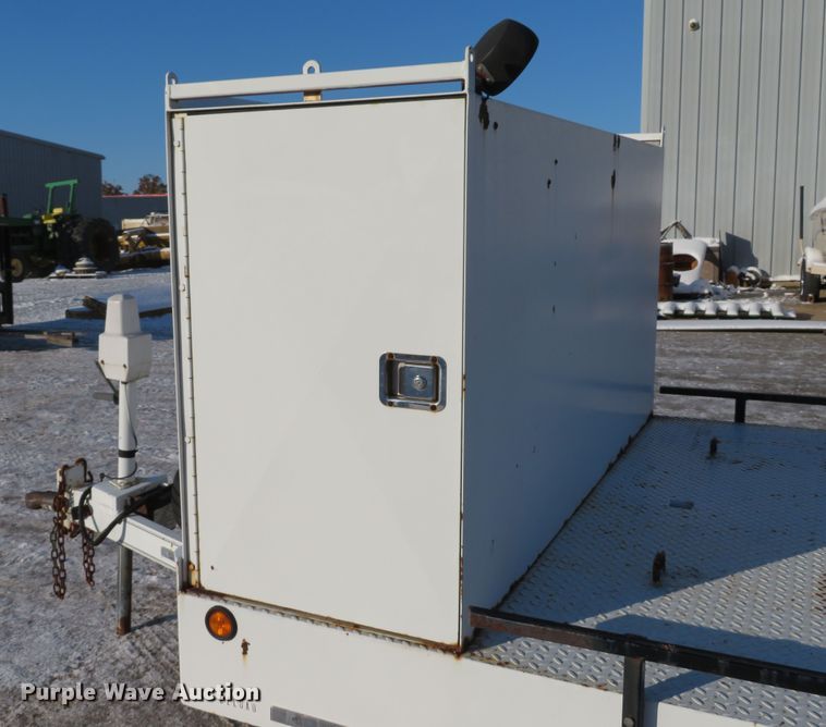 image for item DH1688 2001 Johnnys Truck & Trailers utility trailer