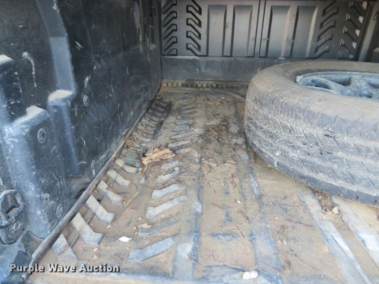 image for item DH1689 2007 Chevrolet Avalanche SE Crew Cab pickup truck