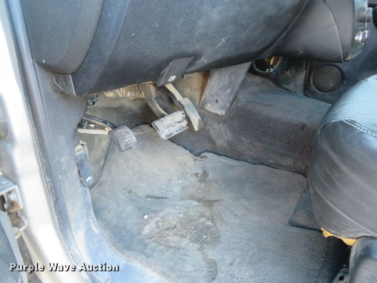 image for item DH1689 2007 Chevrolet Avalanche SE Crew Cab pickup truck