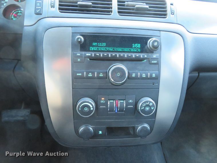 image for item DH1689 2007 Chevrolet Avalanche SE Crew Cab pickup truck