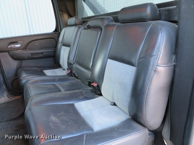 image for item DH1689 2007 Chevrolet Avalanche SE Crew Cab pickup truck