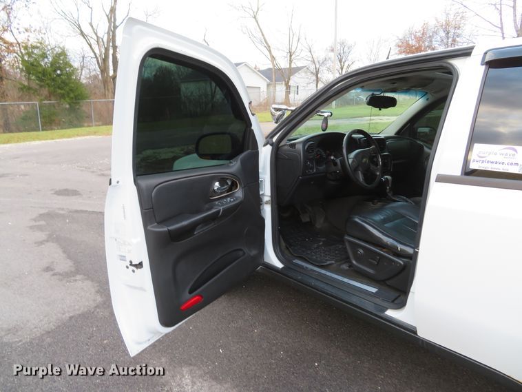 image for item DH1700 2005 Chevrolet TrailBlazer SUV