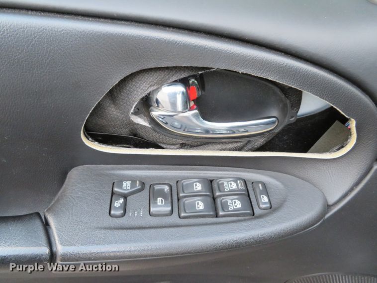 image for item DH1700 2005 Chevrolet TrailBlazer SUV