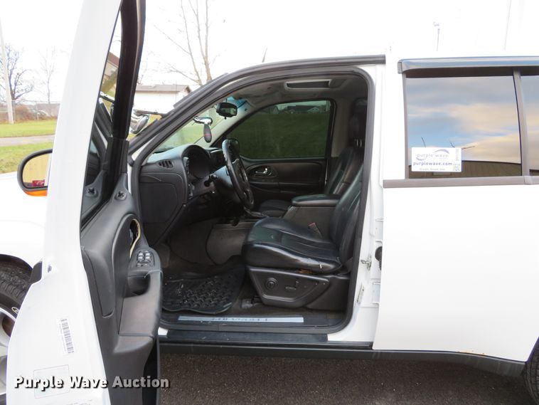 image for item DH1700 2005 Chevrolet TrailBlazer SUV