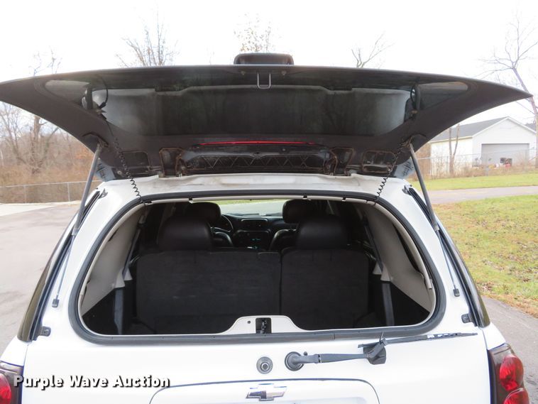 image for item DH1700 2005 Chevrolet TrailBlazer SUV