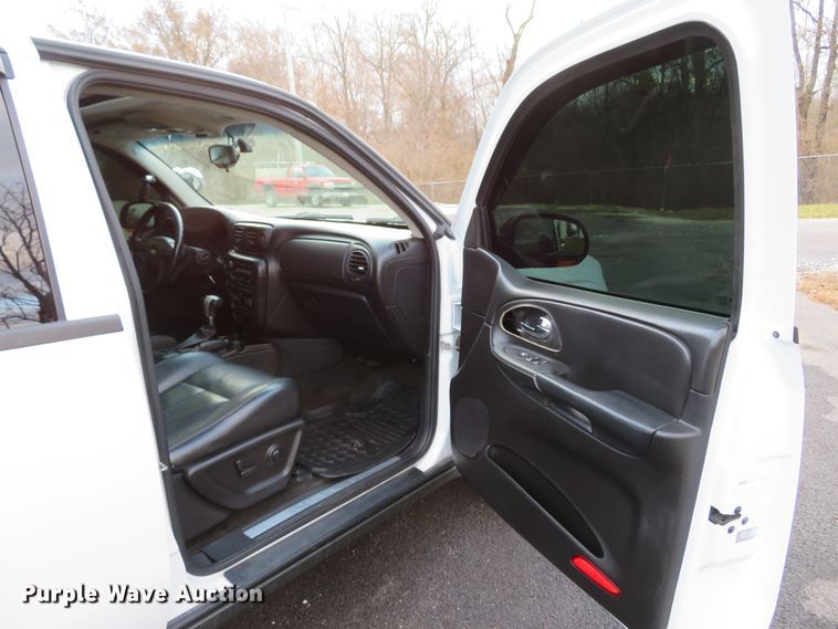 image for item DH1700 2005 Chevrolet TrailBlazer SUV