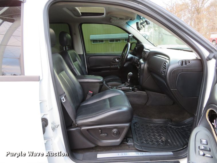 image for item DH1700 2005 Chevrolet TrailBlazer SUV