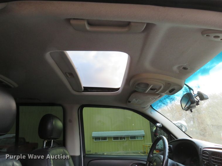 image for item DH1700 2005 Chevrolet TrailBlazer SUV