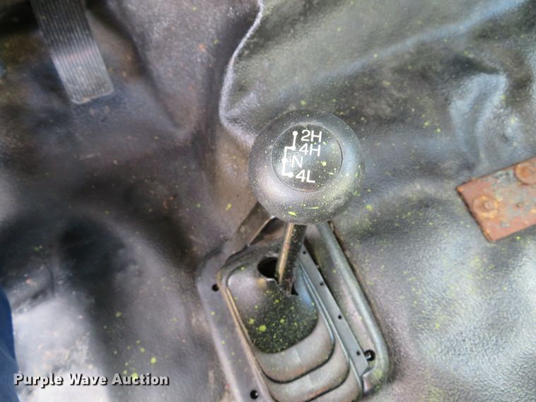 image for item DH1702 2006 Ford F250 Super Duty XL SuperCab pickup truck