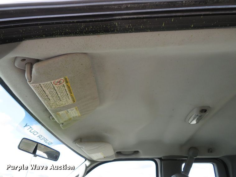 image for item DH1702 2006 Ford F250 Super Duty XL SuperCab pickup truck