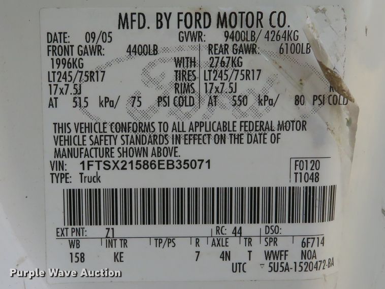 image for item DH1702 2006 Ford F250 Super Duty XL SuperCab pickup truck