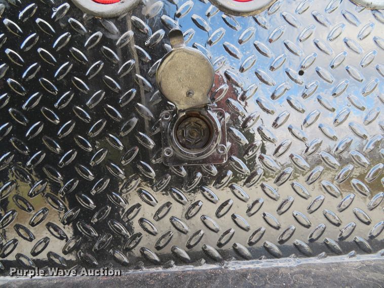 image for item DH1703 2006 Ford F350 Super Duty XL Crew Cab flatbed pickup truck