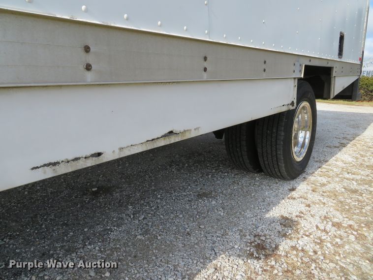 image for item DH1704 2000 Ford Econoline E350 Super Duty box truck