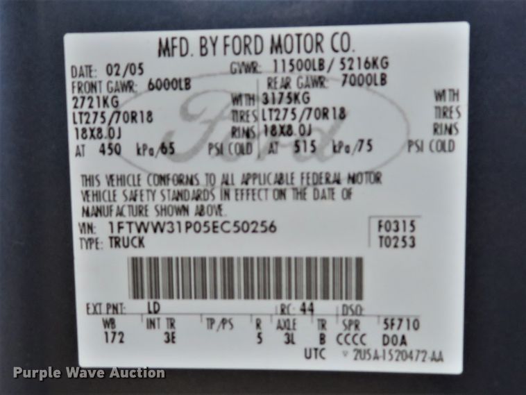 image for item DH1733 2005 Ford F350 Super Duty XLT Crew Cab pickup truck