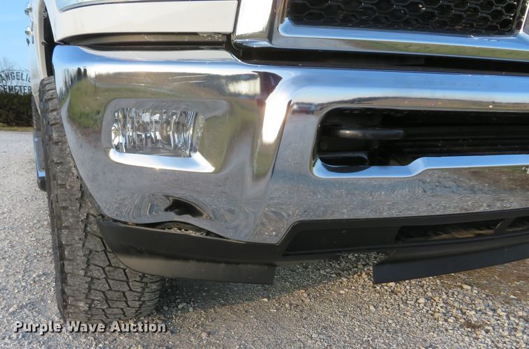image for item DH1740 2014 Dodge Ram 3500HD Crew Cab pickup truck