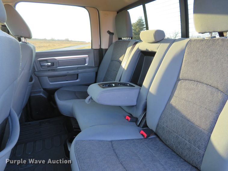 image for item DH1740 2014 Dodge Ram 3500HD Crew Cab pickup truck