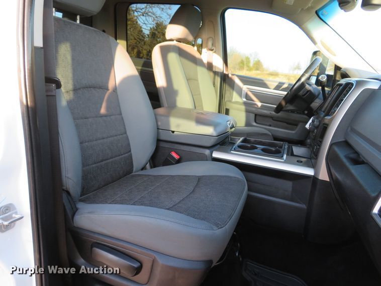 image for item DH1740 2014 Dodge Ram 3500HD Crew Cab pickup truck