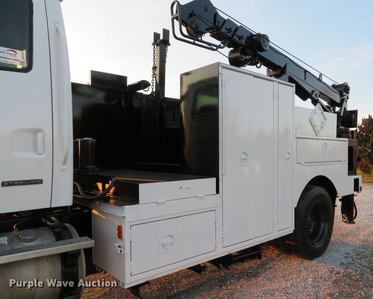 image for item DH1741 2007 Sterling L-Line service truck