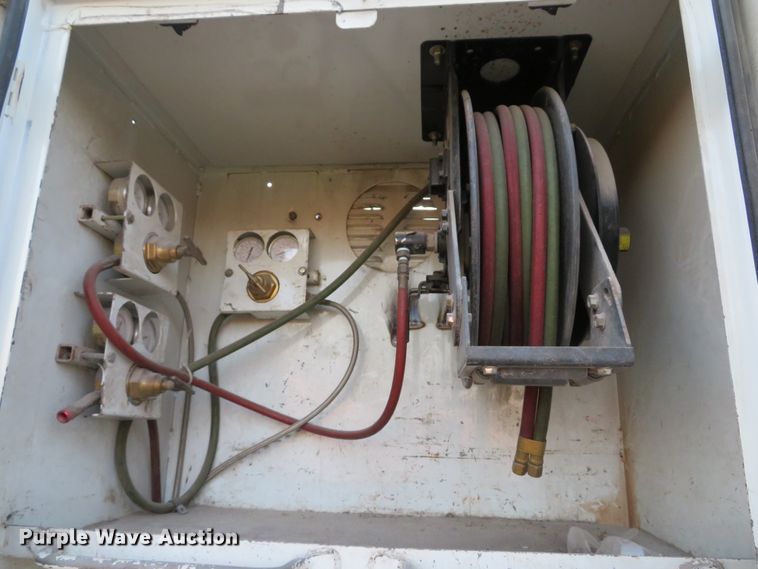 image for item DH1741 2007 Sterling L-Line service truck