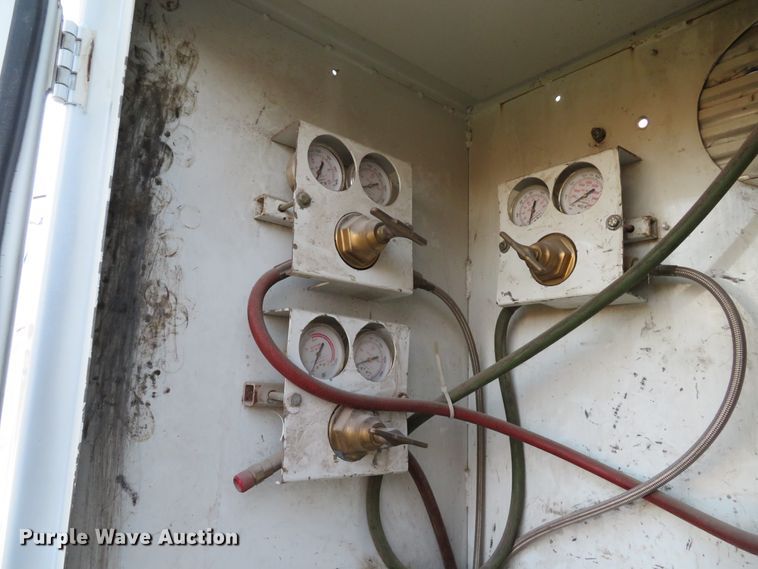 image for item DH1741 2007 Sterling L-Line service truck