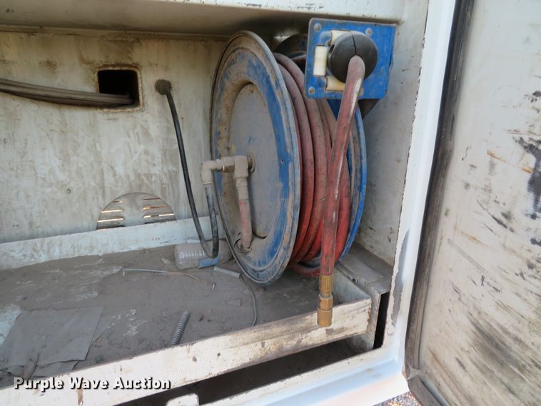 image for item DH1741 2007 Sterling L-Line service truck