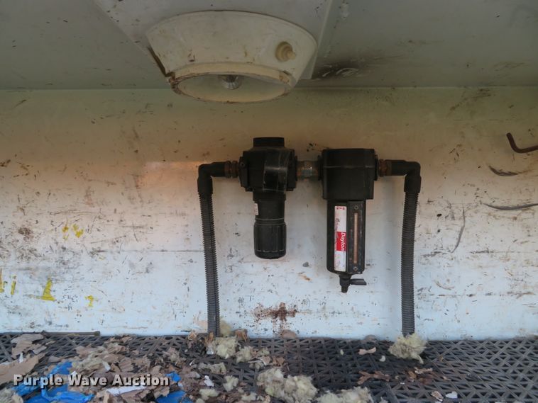 image for item DH1741 2007 Sterling L-Line service truck