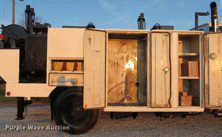 image for item DH1741 2007 Sterling L-Line service truck