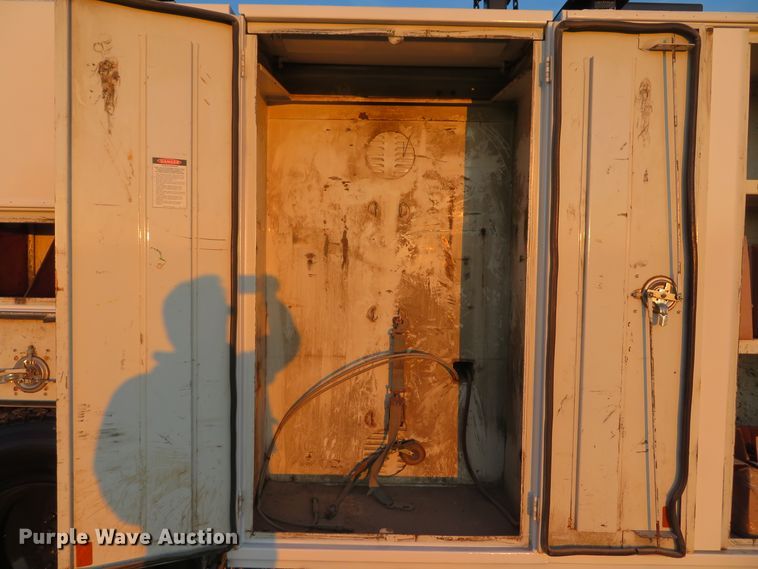 image for item DH1741 2007 Sterling L-Line service truck