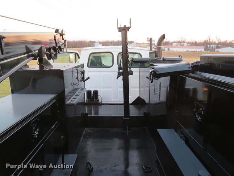 image for item DH1741 2007 Sterling L-Line service truck