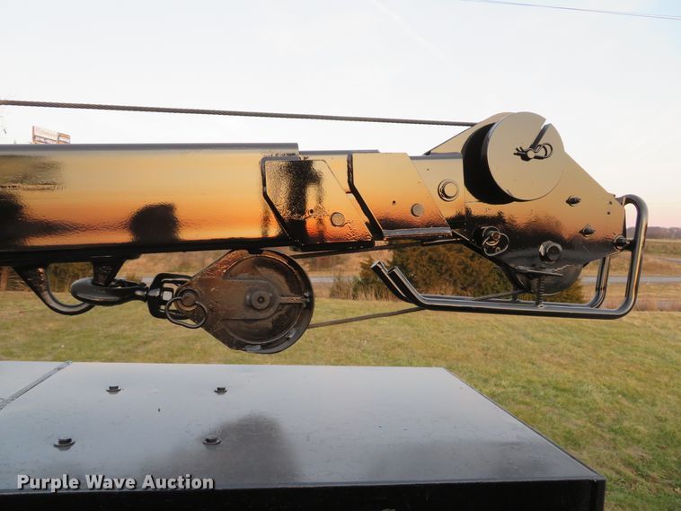 image for item DH1741 2007 Sterling L-Line service truck