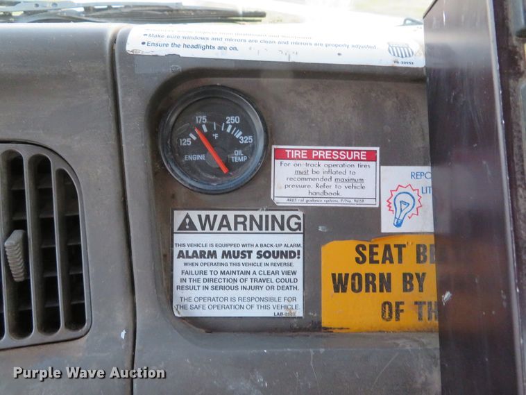 image for item DH1741 2007 Sterling L-Line service truck