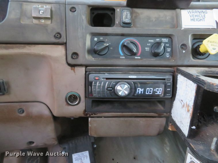 image for item DH1741 2007 Sterling L-Line service truck