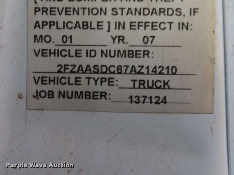 image for item DH1741 2007 Sterling L-Line service truck