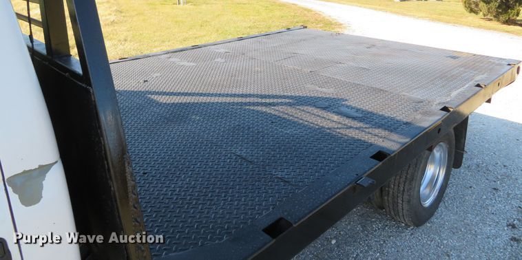 image for item DH1744 2000 Chevrolet C3500 flatbed pickup truck