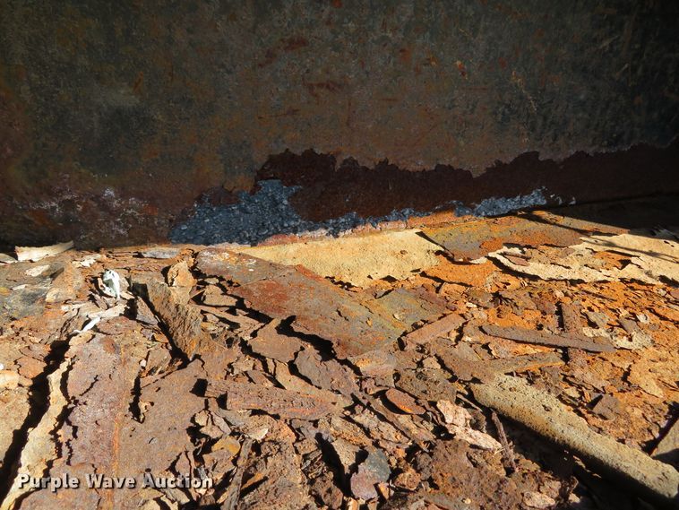 image for item DH1744 2000 Chevrolet C3500 flatbed pickup truck