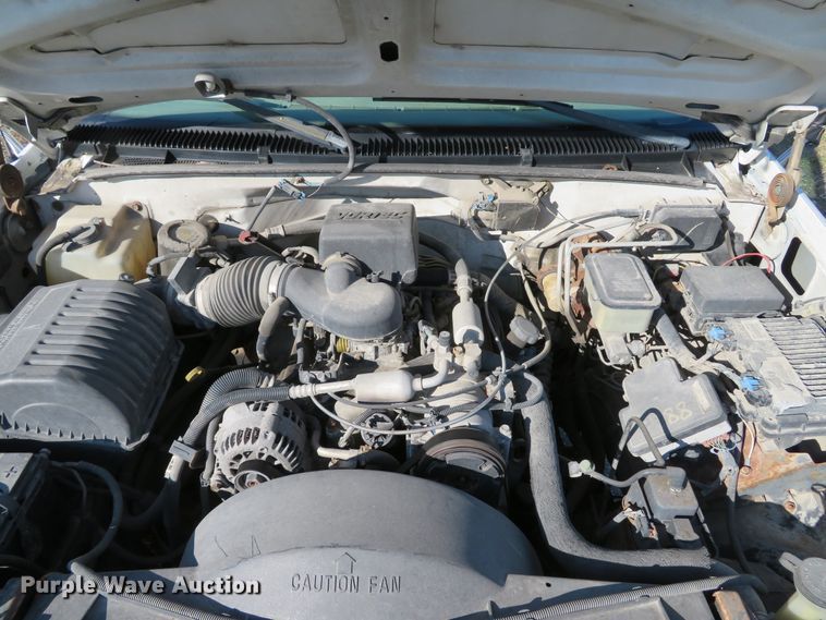 image for item DH1744 2000 Chevrolet C3500 flatbed pickup truck