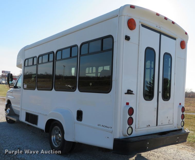 image for item DH1746 2012 Ford Econoline E350 shuttle bus