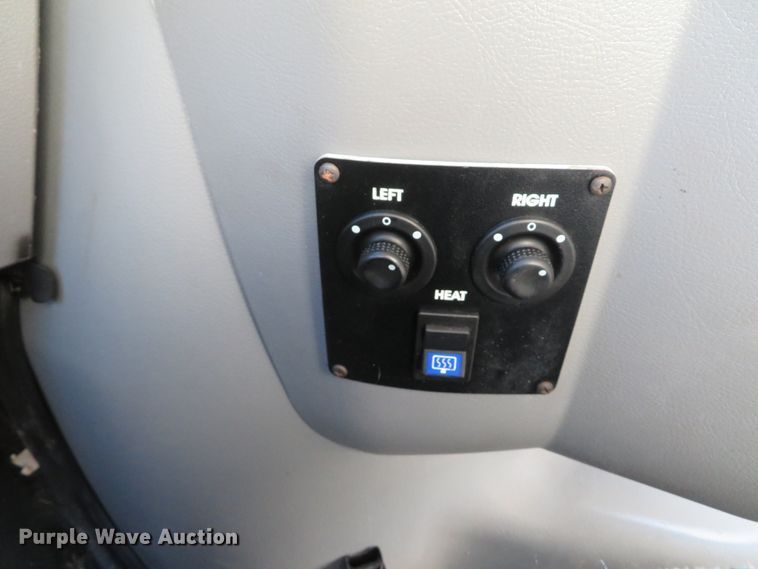 image for item DH1746 2012 Ford Econoline E350 shuttle bus