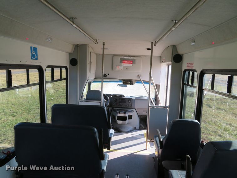 image for item DH1746 2012 Ford Econoline E350 shuttle bus