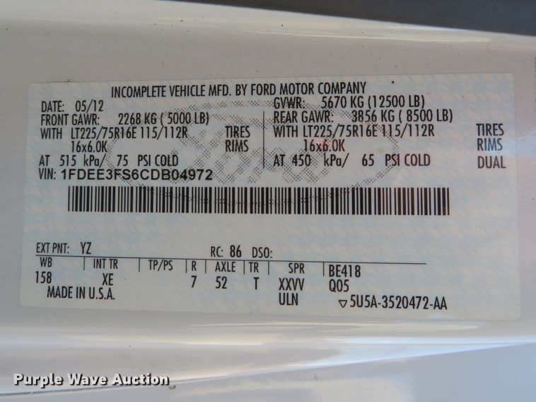 image for item DH1746 2012 Ford Econoline E350 shuttle bus