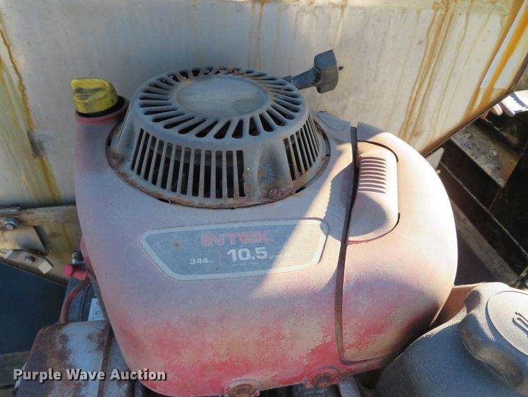 image for item DH1747 2004 Chevrolet Silverado 3500 dump bed pickup truck