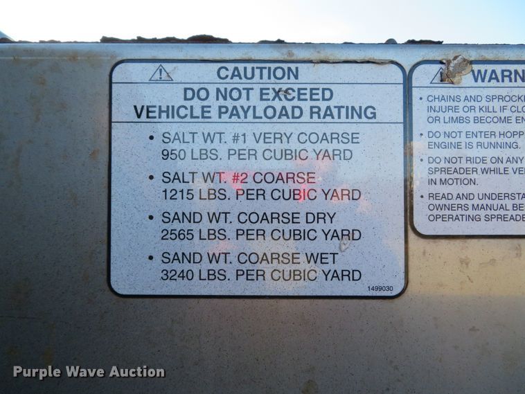 image for item DH1747 2004 Chevrolet Silverado 3500 dump bed pickup truck