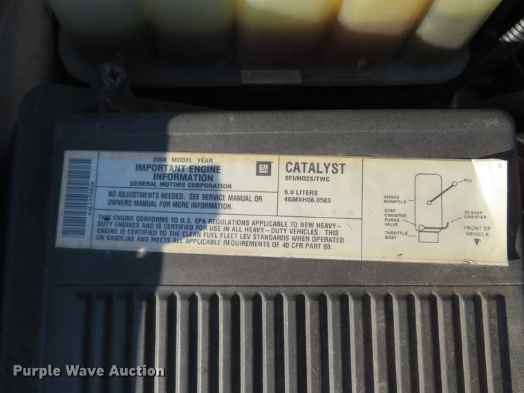 image for item DH1747 2004 Chevrolet Silverado 3500 dump bed pickup truck