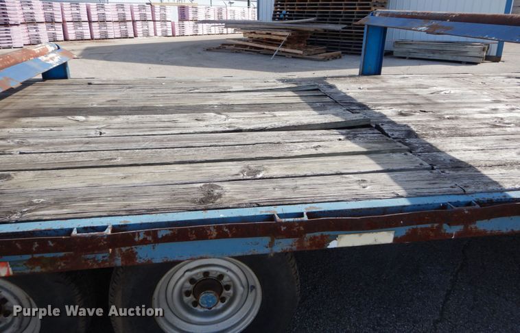 image for item DH2093 1996 Hooper equipment trailer
