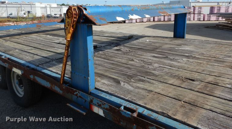 image for item DH2093 1996 Hooper equipment trailer